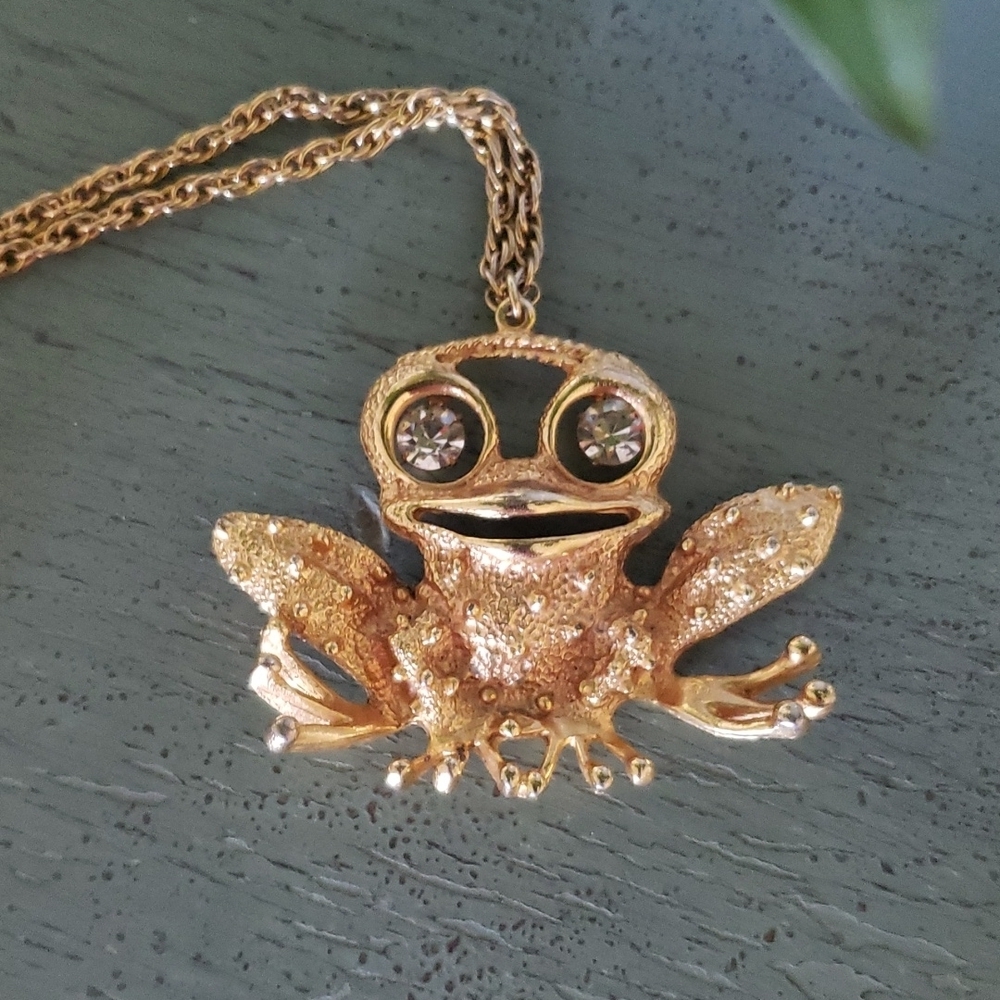 Vintage 70s Gold Rhinestone Frog Runway Statement Necklace